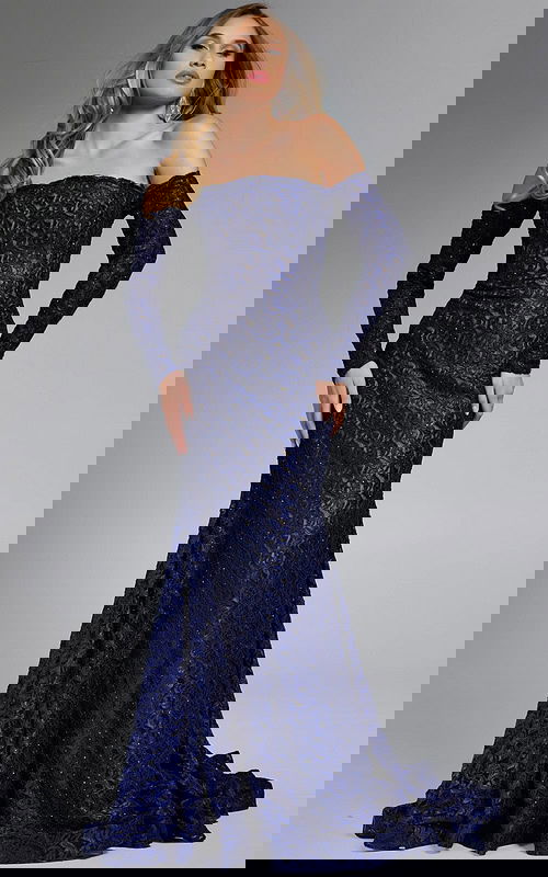 Model wearing Jovani dress 23084.