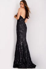 Back view of black fitted gown with V-shaped open back 39267