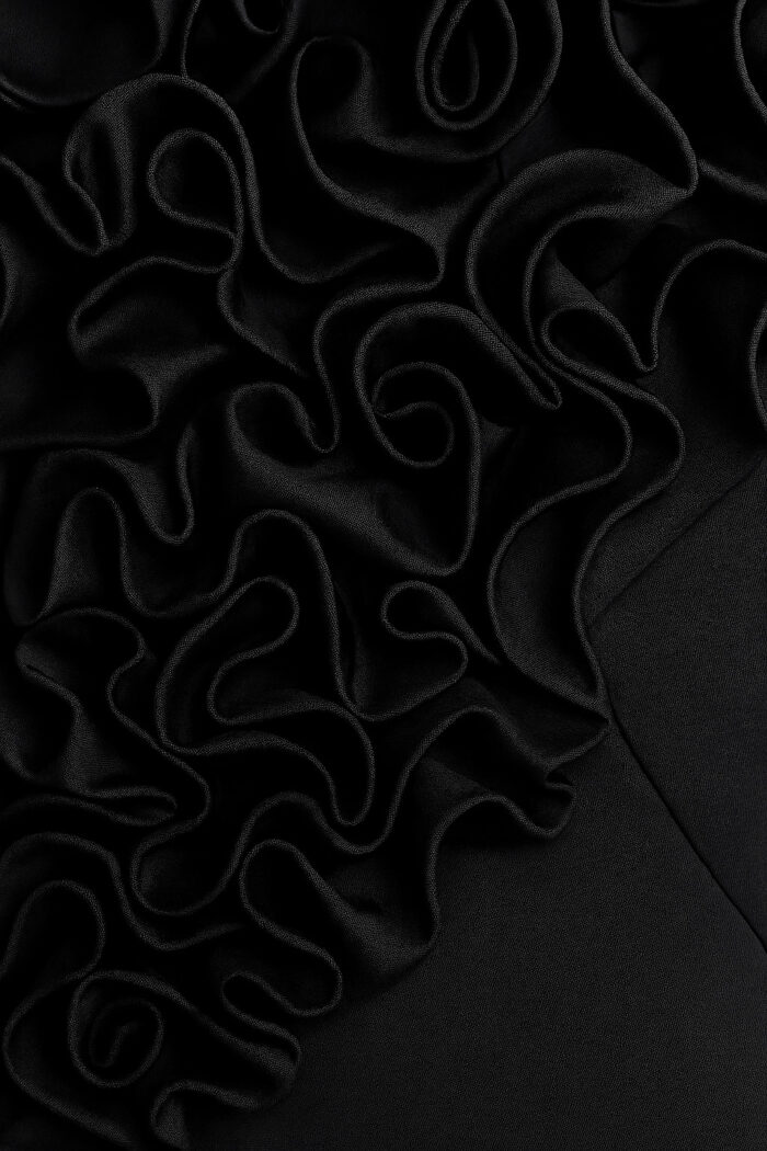 black ruffled fabric for style 39751