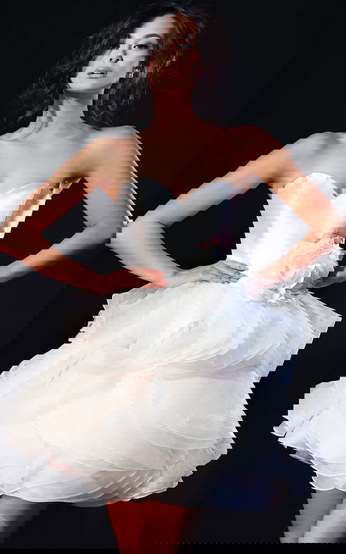 White ruffled skirt dress 40041