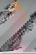 Model wearing Jovani dress 41134.