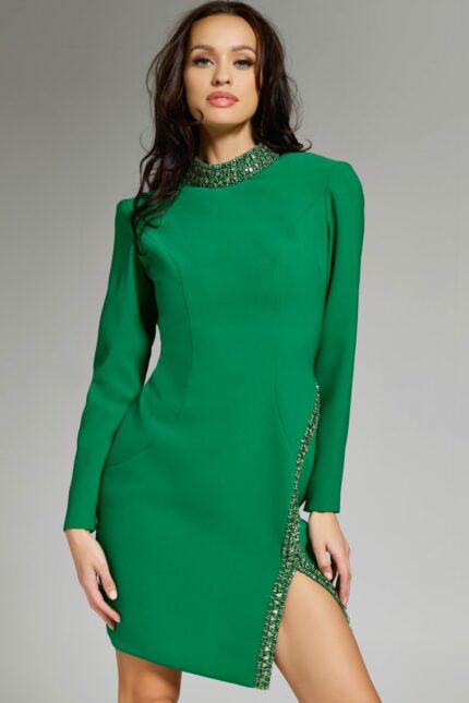 Model wearing Jovani dress 42008.