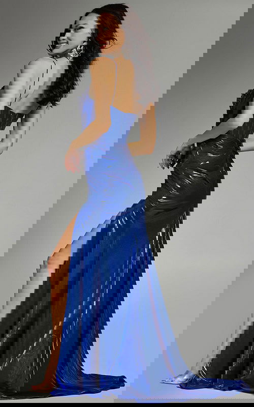 Model wearing Jovani dress 42336-1.