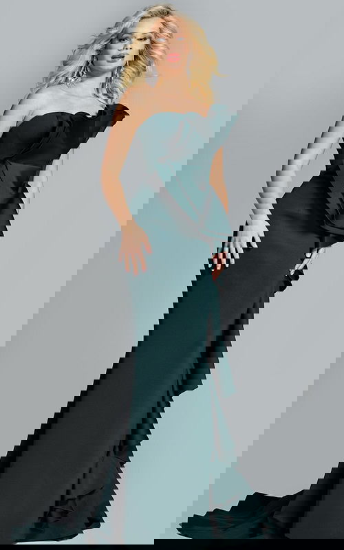 Model wearing Jovani dress 42543-1.