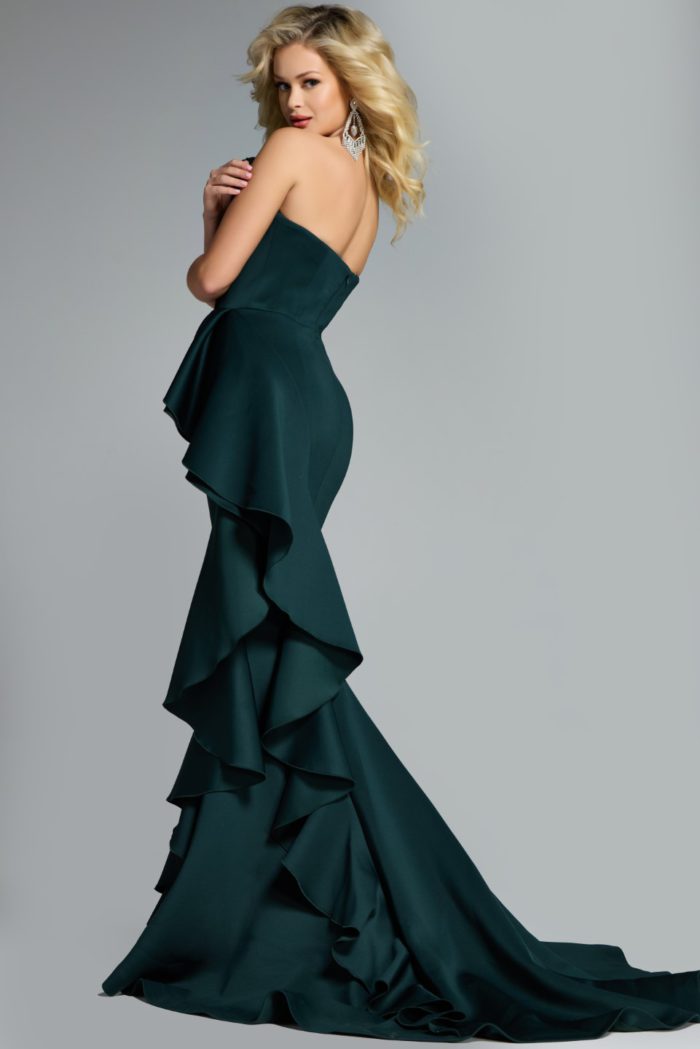 Model wearing Jovani dress 42543-1.