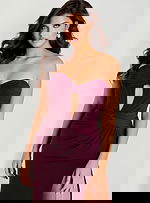 Sophisticated strapless dress with ruched detail and front twist design