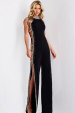 Model wearing Jovani dress 43692.