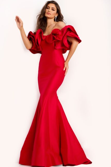 Model wearing Jovani dress 43757.