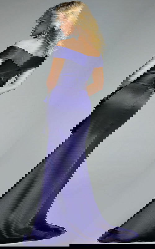 Model wearing Jovani dress 43806.