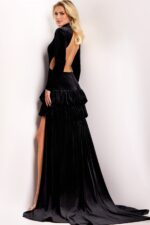 Model wearing Jovani dress 43819.