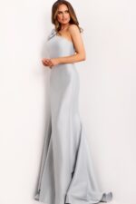 Model wearing Jovani dress 44176.