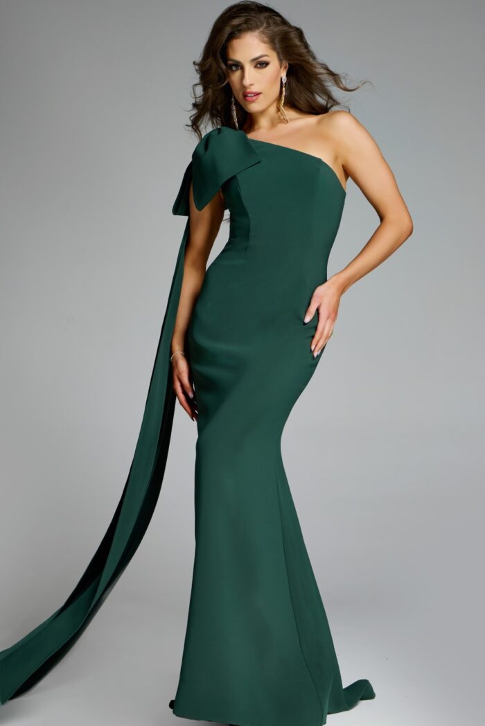 Model wearing Jovani dress 44177.
