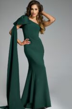 Model wearing Jovani dress 44177.