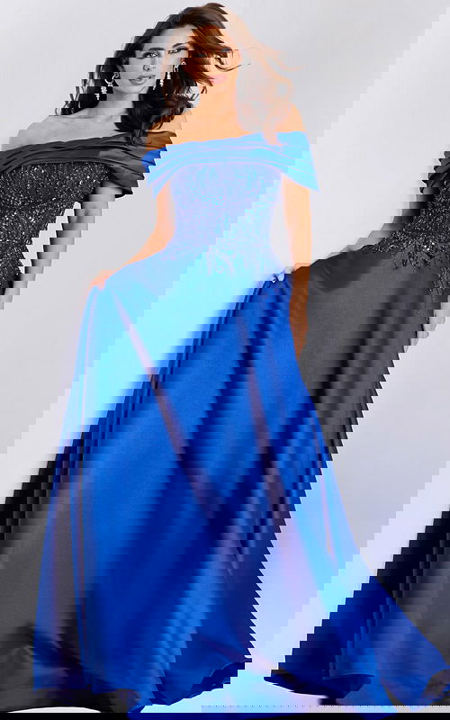 Model wearing Jovani dress 44308.