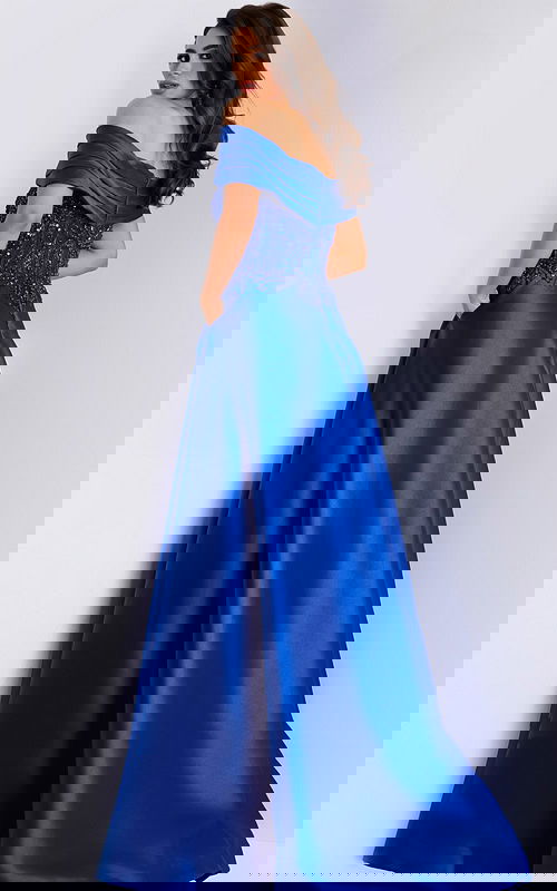 Model wearing Jovani dress 44308.