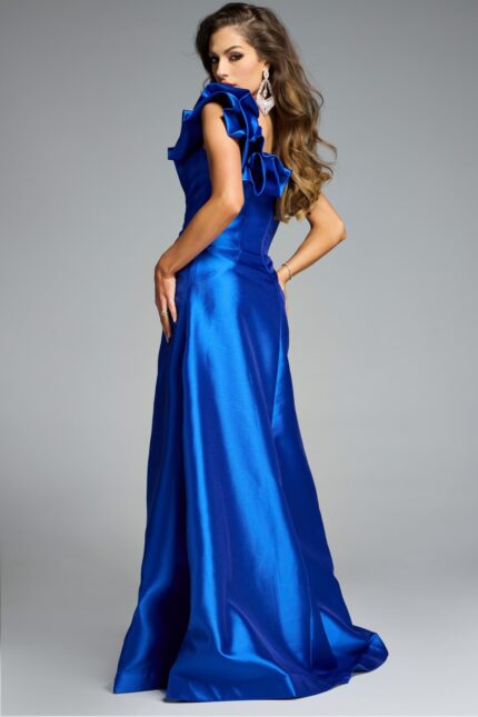 Model wearing Jovani dress 44345.
