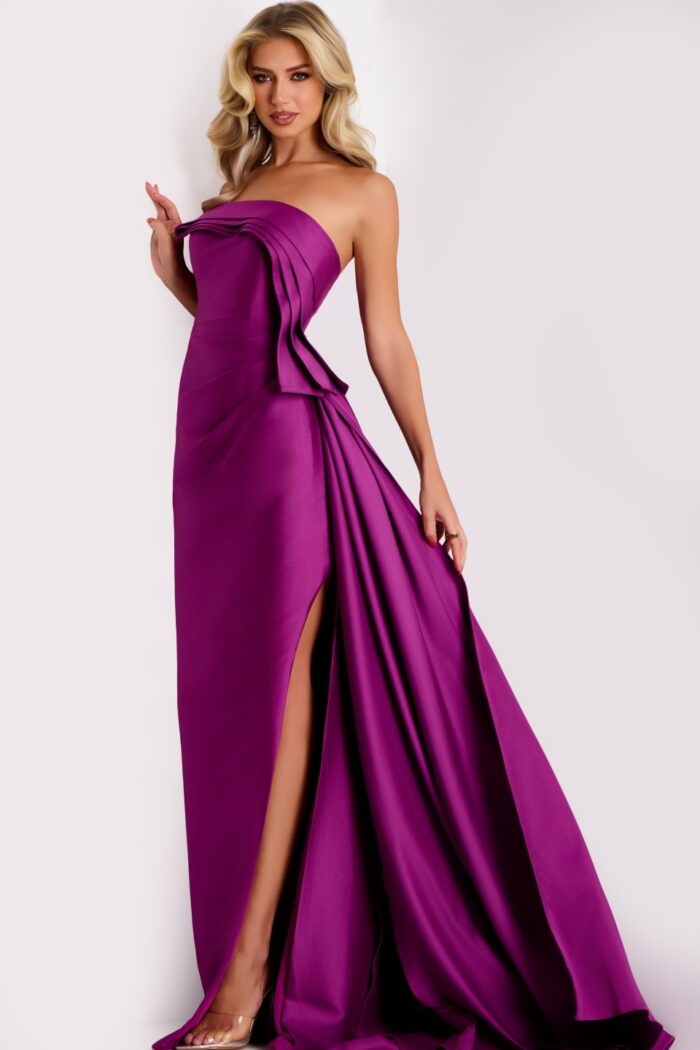 Model wearing Jovani dress 44526.