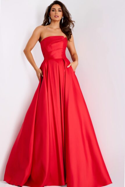 Model wearing Jovani dress 44531.
