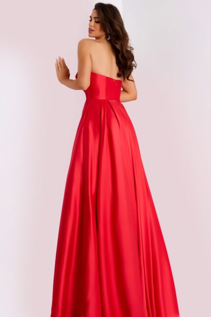 Model wearing Jovani dress 44531.