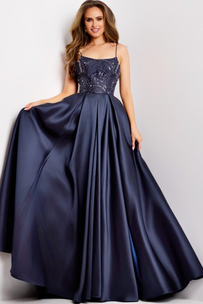 Model wearing Jovani dress 44587.