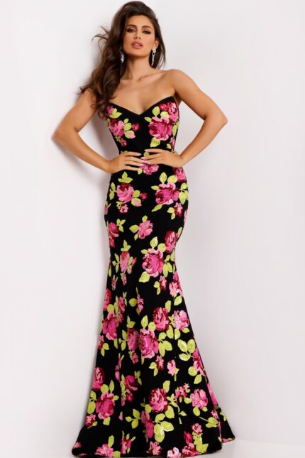 Model wearing Jovani dress 44617.