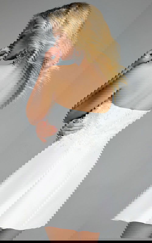 Model wearing Jovani dress 44855.