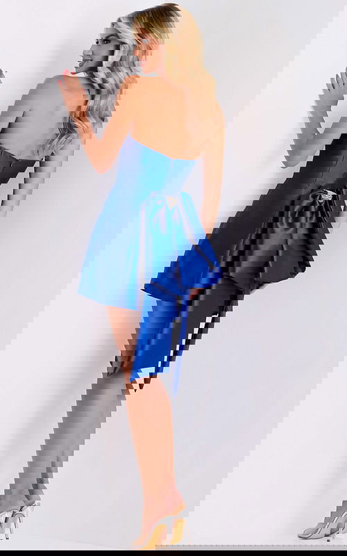 Model wearing Jovani dress 45210.