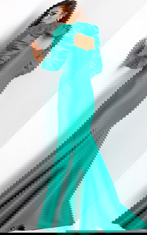 Model wearing Jovani dress 45214.