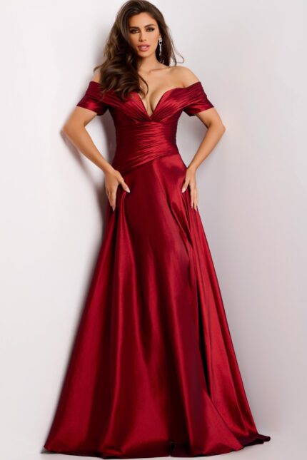 Model wearing Jovani dress 45276.