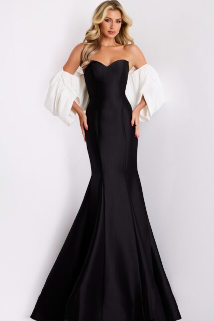 Model wearing Jovani dress 45358.