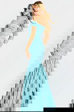 Elegant off shoulder gown with crinkled fabric