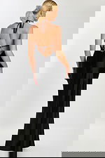 Sleek Satin Evening Dress with Halter Neckline