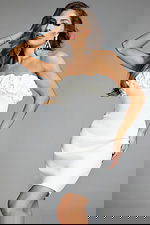 Model wearing Jovani dress 4574.