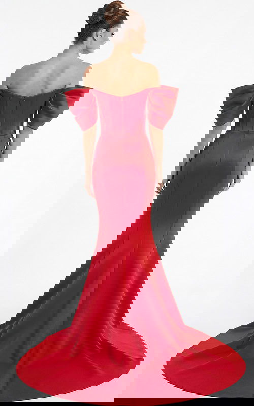 Back view of off shoulder mermaid gown with fitted silhouette and flowing train