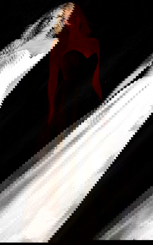 sweetheart neckline white a line dress 47327