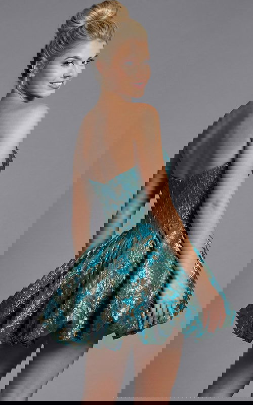 Fitted strapless evening dress in textured brocade with voluminous hem