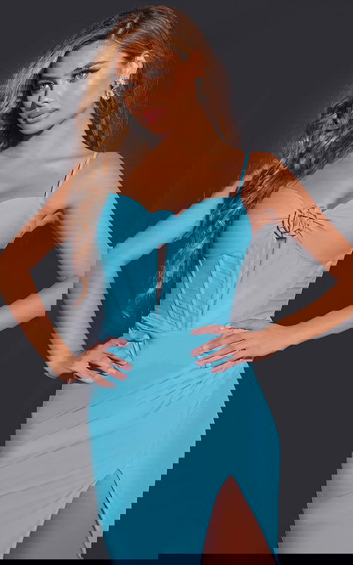 Model wearing D5820 elegant blue gown close-up of neckline detail