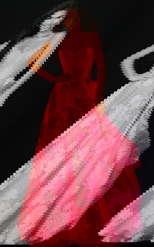 Elegant floral pattern strapless dress with corset details and voluminous skirt