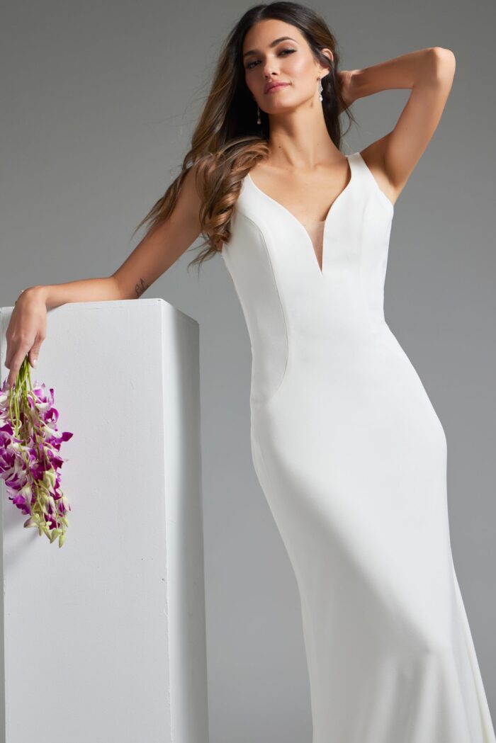 V Neckline Sheath Wedding Dress JB4222