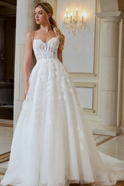 JOVANI ☆ホワイトレースAラインドレス Jovani | Signature Dresses - Off White V Neck A Line Bridal