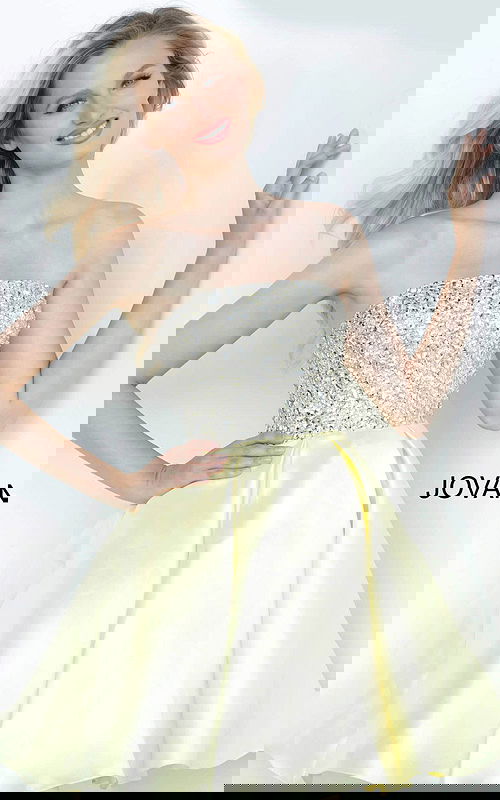 Model wearing K00722 in yellow with shimmering detail