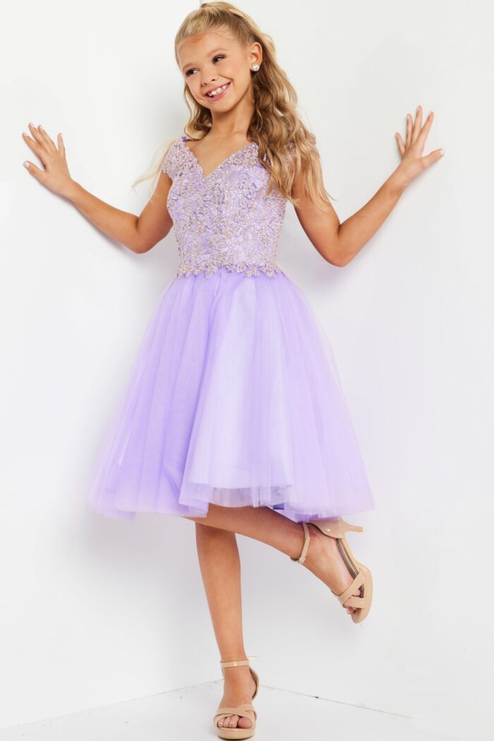 model wearing K04711 lilac dress with tulle skirt